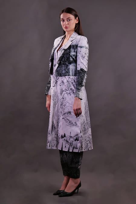 Rahul Singh Shibori Hand Embroidered Kurta Set 