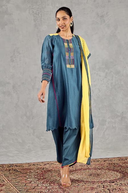 Buy_Shivani Bhargava_Blue Chanderi Embroidery Round Neck Scalloped Hem Hand Kurta 