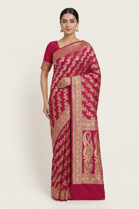 Naaritva India Floral Stripe Woven Saree With Running Blouse 