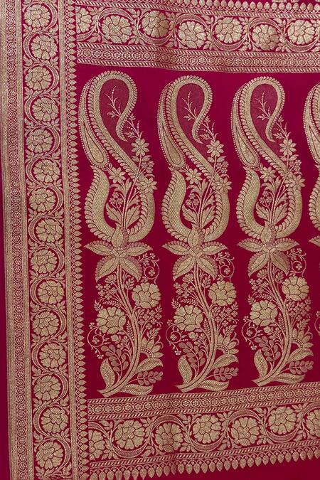 Naaritva India_Pink Silk Zari Floral Stripe Woven Saree With Running Blouse _at_Aza_Fashions