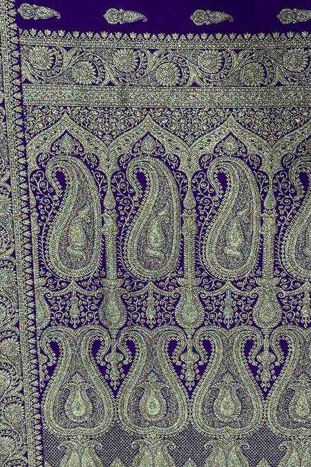 Buy_Naaritva India_Purple Zari Paisley Butta Woven Saree With Running Blouse 
