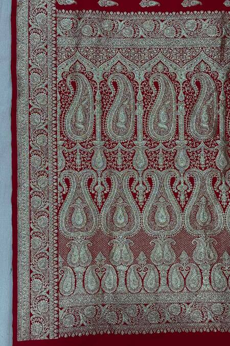 Naaritva India_Red Silk Zari, Embroidery Florette Woven Saree With Running Blouse _at_Aza_Fashions