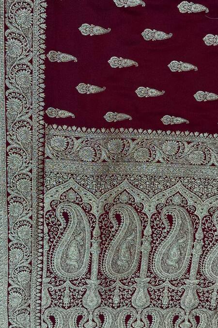 Naaritva India_Purple Silk Zari, Embroidery Flower Woven Saree With Running Blouse _at_Aza_Fashions