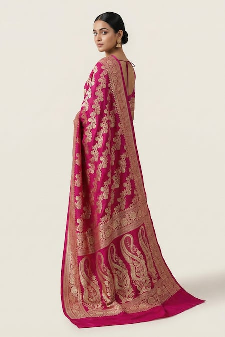 Naaritva India Florette Vine Saree With Running Blouse