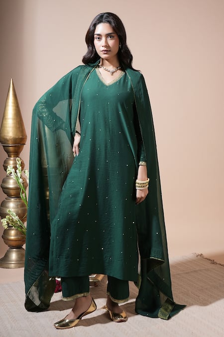 Komal Shah Keri Paisley Hand Embroidered Kurta Pant Dupatta Set 