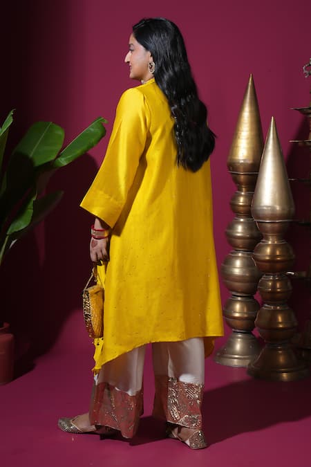 Komal Shah Chanderi Badla Embroidered Kurta & Lumpi Pant Set 