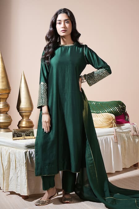 Komal Shah Statement Cuff Hand Embroidered Kurta Pant Dupatta Set 