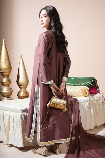 Komal Shah Hand Embroidered Kaftan Kurta Set With Lumpi Lace 