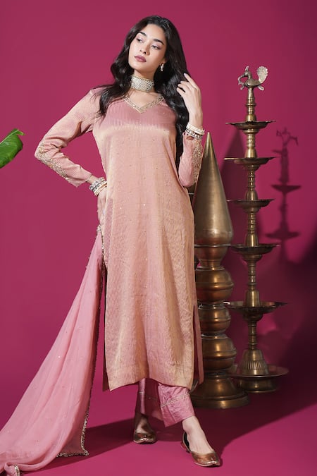 Komal Shah Asopalav Leaf Stripe Hand Embroidered Kurta Set 