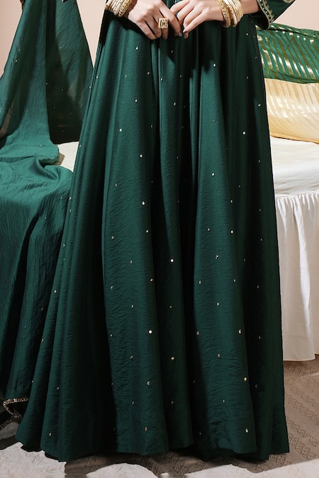 Komal Shah Green Chanderi Embroidery, Sequins Round Neck Paan Motif Anarkali Set Online at Aza Fashions Komal Shah_Green Chanderi Embroidery, Sequins Round Neck Paan Motif Anarkali Set _Online_at_Aza_Fashions