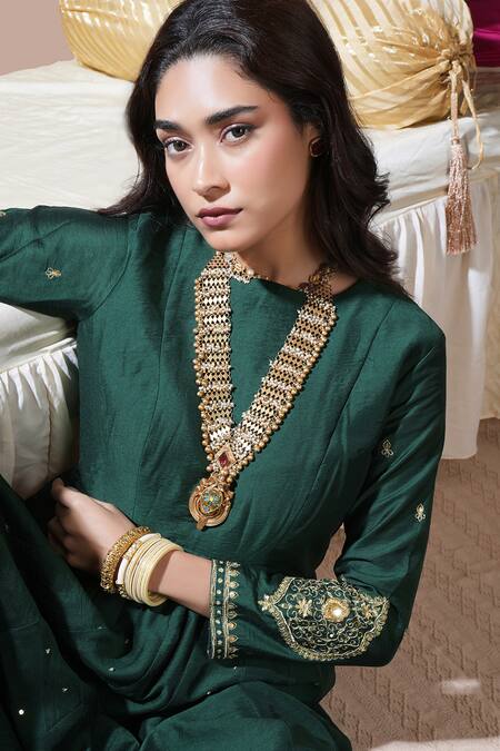 Shop Komal Shah Green Chanderi Embroidery, Sequins Round Neck Paan Motif Anarkali Set Online at Aza Fashions Shop_Komal Shah_Green Chanderi Embroidery, Sequins Round Neck Paan Motif Anarkali Set _Online_at_Aza_Fashions