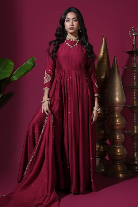 Komal Shah Paan Motif Hand Embroidered Anarkali & Dupatta