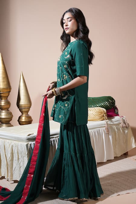 Komal Shah Green Chanderi, Shantoon, Georgette Floral Jaal Hand Kurta Garara Set Online at Aza Fashions Komal Shah_Green Chanderi, Shantoon, Georgette Floral Jaal Hand Kurta Garara Set _Online_at_Aza_Fashions