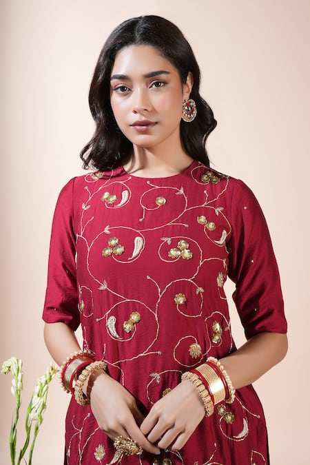 Buy_Komal Shah_Maroon Chanderi, Georgette Embroidery, Floral Jaal Hand Kurta Garara Set _Online_at_Aza_Fashions