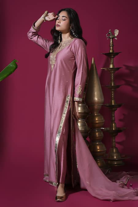 Buy_Komal Shah_Rose Gold Chanderi, Tissue, Silk Embroidery, Hand Kaftan Kurta Set With Lumpi _Online_at_Aza_Fashions