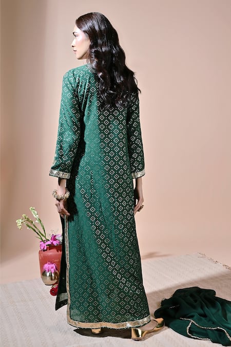 Komal Shah Zari Butta Kaftan Set 