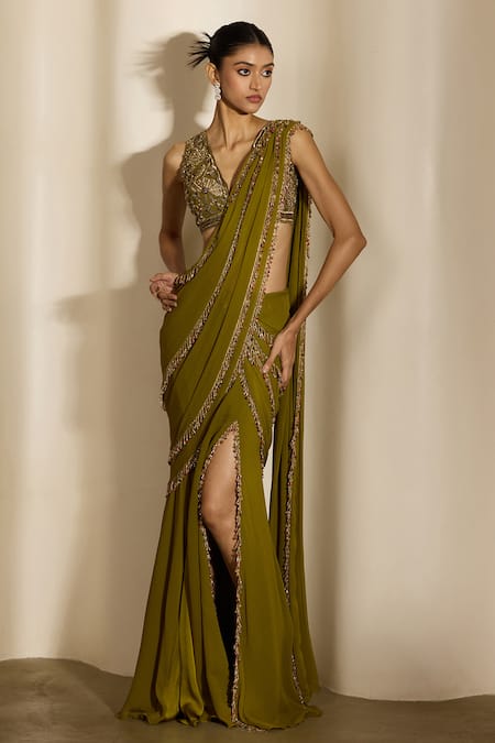 Shloka Khialani Reya Tassel Embroidered Pre-Draped Saree & Blouse 