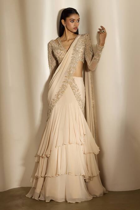 Shloka Khialani_Off White Georgette, Net Suki Layered Hand Embellished Saree And Blouse _Online_at_Aza_Fashions