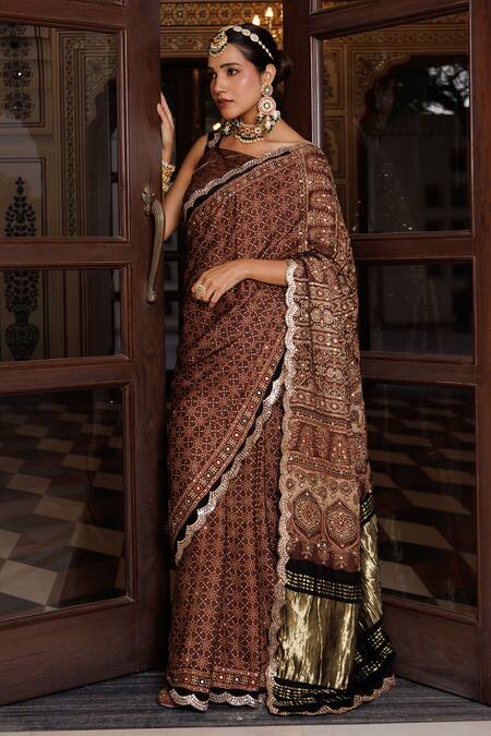 Geroo Jaipur_Beige Modal, Silk Zari, Mandala Pattern Saree With Unstitched Blouse Piece _at_Aza_Fashions