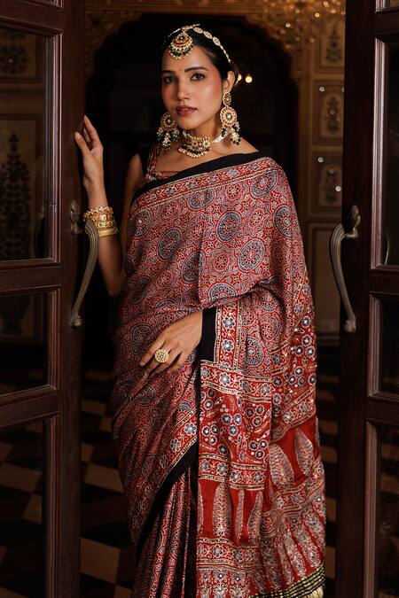 Geroo Jaipur Maroon Modal, Silk Sequins, Aari And Saree With Unstitched Blouse Piece at Aza Fashions Geroo Jaipur_Maroon Modal, Silk Sequins, Aari And Saree With Unstitched Blouse Piece _at_Aza_Fashions