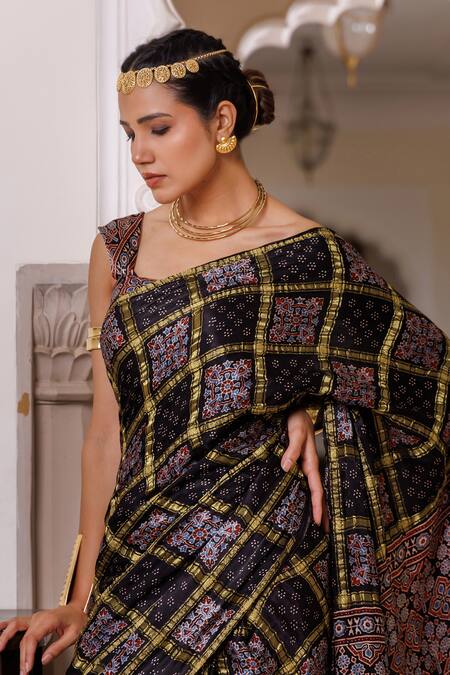Buy_Geroo Jaipur_Black Modal, Silk Zari Ajrakh Checks Saree With Unstitched Blouse 