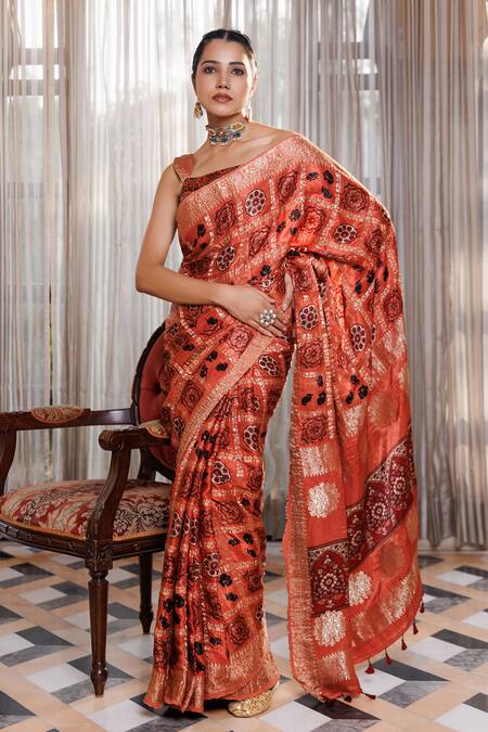 Shop Geroo Jaipur Peach Modal, Silk Zari, Checks Woven Saree With Unstitched Blouse Piece Online at Aza Fashions Shop_Geroo Jaipur_Peach Modal, Silk Zari, Checks Woven Saree With Unstitched Blouse Piece _Online_at_Aza_Fashions