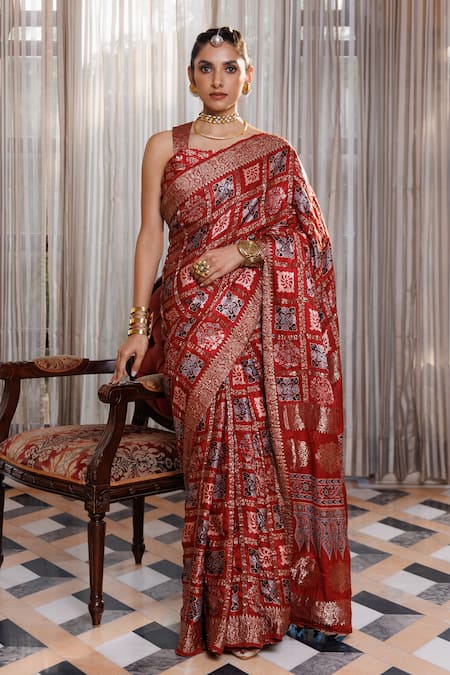 Buy_Geroo Jaipur_Maroon Modal, Silk Zari, Checks Woven Saree With Unstitched Blouse Piece 