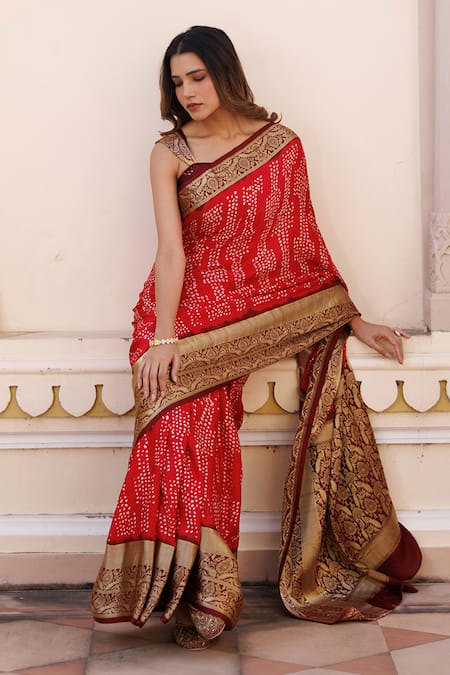 Buy_Geroo Jaipur_Red Silk Zari Bandhani Pattern Border Saree With Unstitched Blouse Piece _Online_at_Aza_Fashions