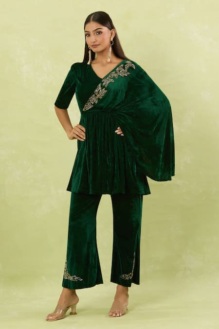 Samyukta Singhania Salli Hand Embellished Asymmetric Kurta Pant Set 