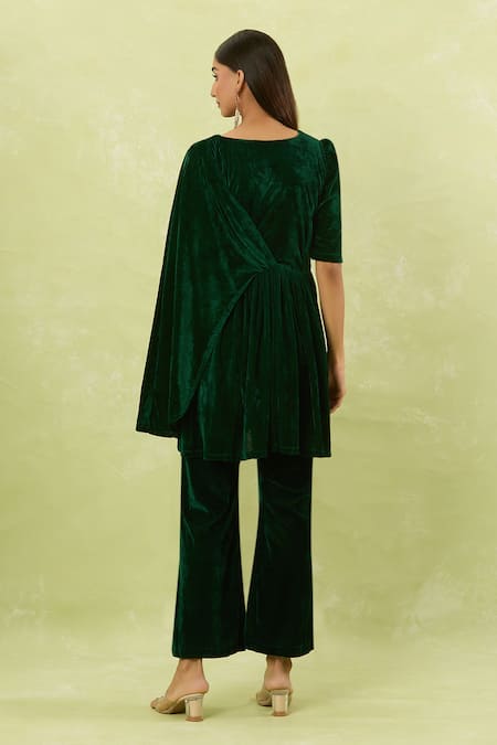 Samyukta Singhania Salli Hand Embellished Asymmetric Kurta Pant Set 