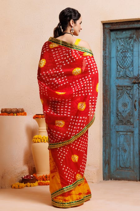 Geroo Jaipur Bandhani Print Pre-Draped Saree With Unstitched Blouse 