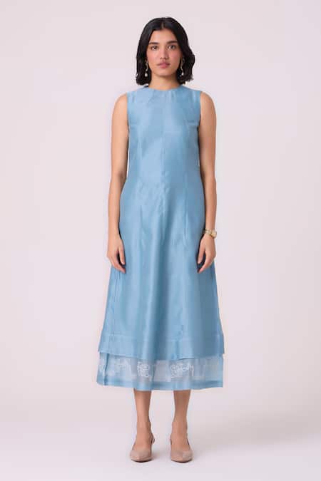 Buy_The Summer House_Blue Chanderi Embroidery Round Neck Milena Handwoven Dress 