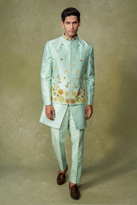 AMRIN KHAN Floral Embroidered Bundi Kurta Set