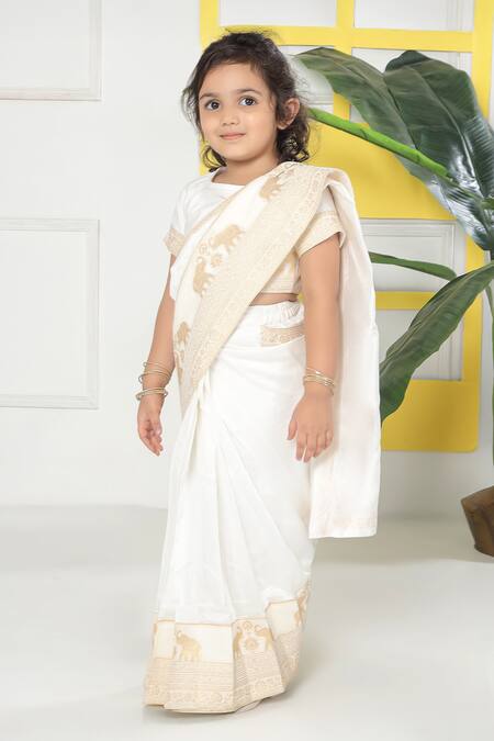 Buy_Little Bansi_Ivory Cotton Embroidery Elephant Pre-draped Saree With Blouse 