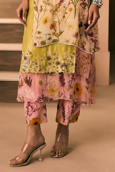 1999ad By Amita & Deepak_Cream Organza Beads, Embroidery V-neck Floral Print Kurta And Pant Set _Online_at_Aza_Fashions