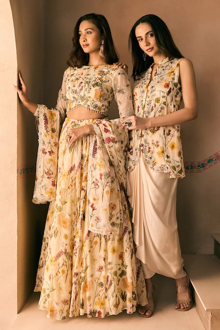 Buy_1999ad By Amita & Deepak_Beige Organza Beads, Embroidery Round Neck Printed Kurta And Draped Skirt Set 
