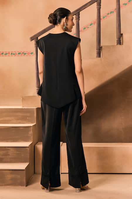 1999ad By Amita & Deepak Embroidered Jacket & Pant Set 