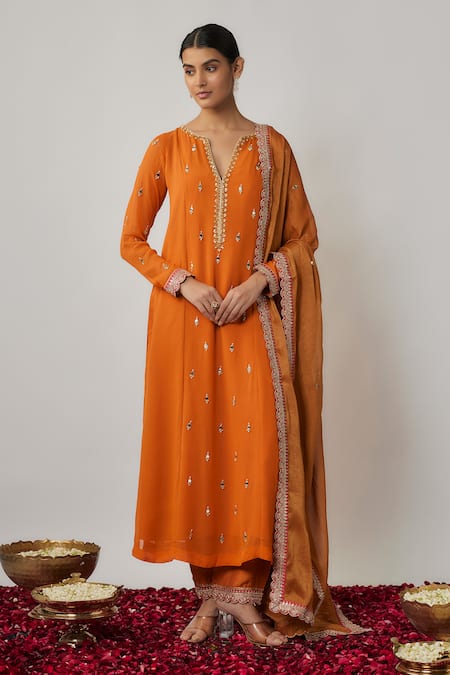 Renee label Mihika Mirror Embroidered Kurta Set 