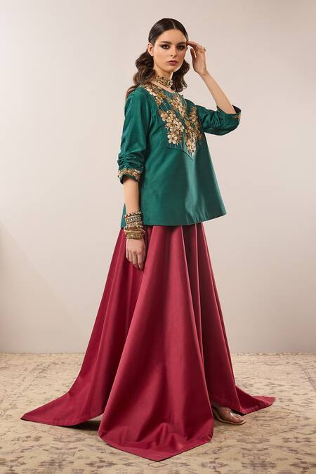 Buy_RICHA AHLUWALIA_Green Chanderi Silk, Voile Sequins, Embroidery Flora Bunch Kurta And Skirt Set _Online_at_Aza_Fashions