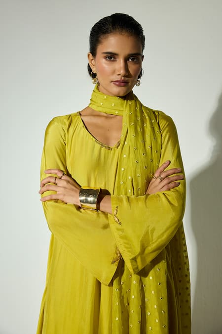 Basanti Kapde aur Koffee_Green Silk V-neck Embellished Anarkali Set _at_Aza_Fashions