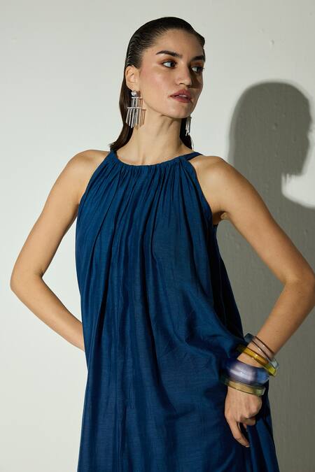 Buy_Basanti - Kapde Aur Koffee_Blue Viscose, Linen Round Neck Royal Flared Anarkali With Wide Leg Palazzo _Online_at_Aza_Fashions