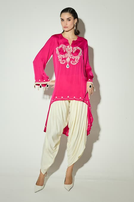 Basanti Kapde aur Koffee Rani Pink Satin Embroidered Kurta & Dhoti Pant Set 