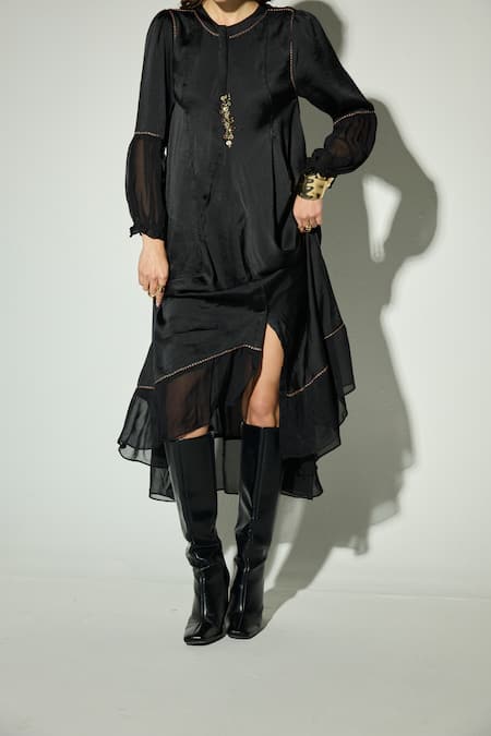 Buy_Basanti Kapde aur Koffee_Black Satin Sequins, Embroidery Round Neck Dress 