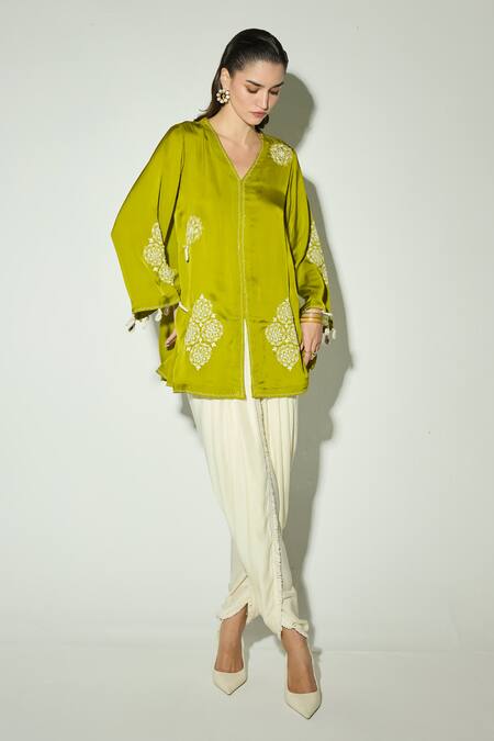 Shop_Basanti Kapde aur Koffee_Green Satin Embroidery, Tassels V-neck Kurta And Dhoti Pant Set _Online_at_Aza_Fashions