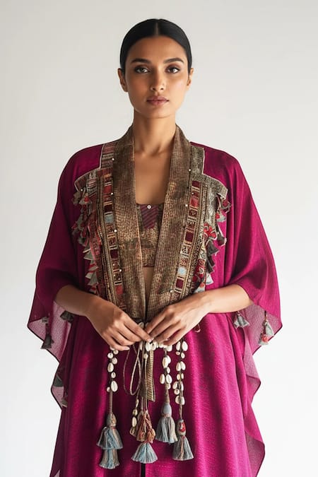Basanti - Kapde Aur Koffee Crimson Dynasty Embellished Cape Set 
