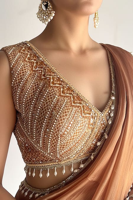 Shop_Basanti - Kapde Aur Koffee_Gold Tissue, Organza Sequins, Beads, Honey Symphony Embroidered Saree Set _Online_at_Aza_Fashions