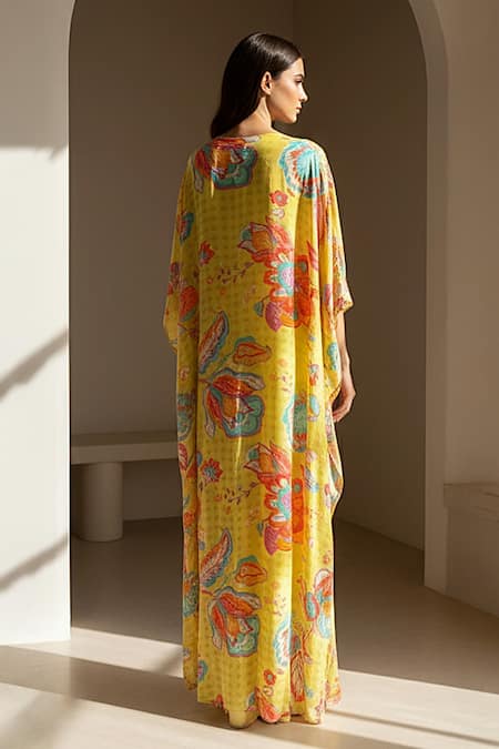 Basanti - Kapde Aur Koffee Lime Crepe Floral Embroidered Cape Set 