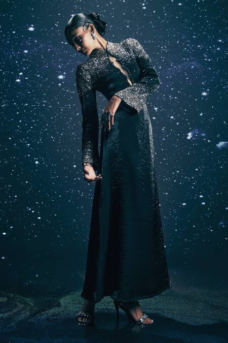 Buy_Nirmooha_Black Organza Sequins, Embroidery High Hecate Eclipse Snake Embellished Gown _Online_at_Aza_Fashions