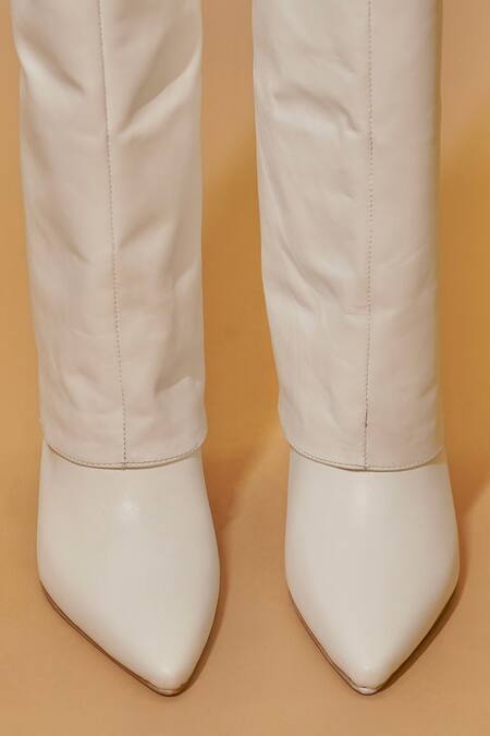 Shop_Dmodot_White Stivali Opale Punta Boots _Online_at_Aza_Fashions