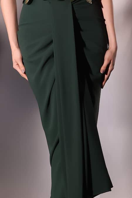 Label Muslin Green Satin, Silk, Brocade Embroidery Sweetheart Neck Scallop Edge Corset Set Online at Aza Fashions Label Muslin_Green Satin, Silk, Brocade Embroidery Sweetheart Neck Scallop Edge Corset Set _Online_at_Aza_Fashions